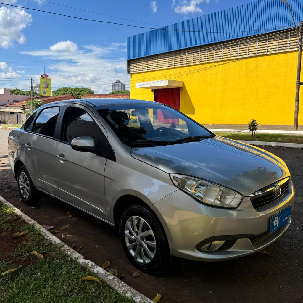 Fiat Grand Siena Siena 1.4 Attractive 2014