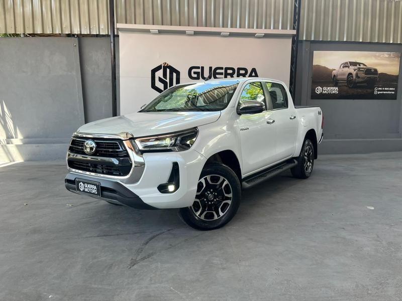 Toyota Hilux CD 4X4 2.8 DIESEL AUT. 2025