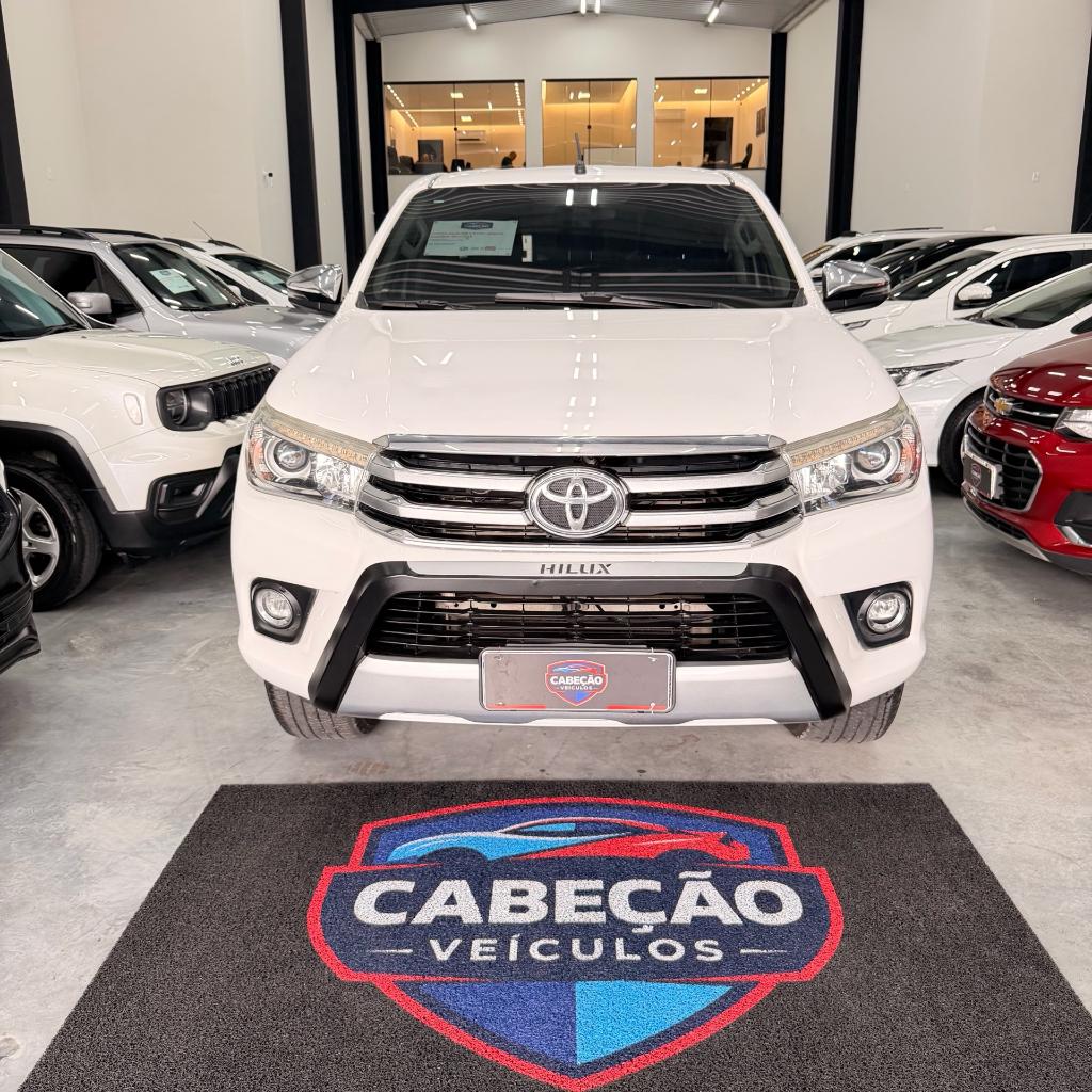 Toyota Hilux CD SRX 4X4 2.8 TB AT 2018