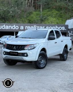 Foto do veículo Mitsubishi L200 2.4 D Triton Gl 4wd
