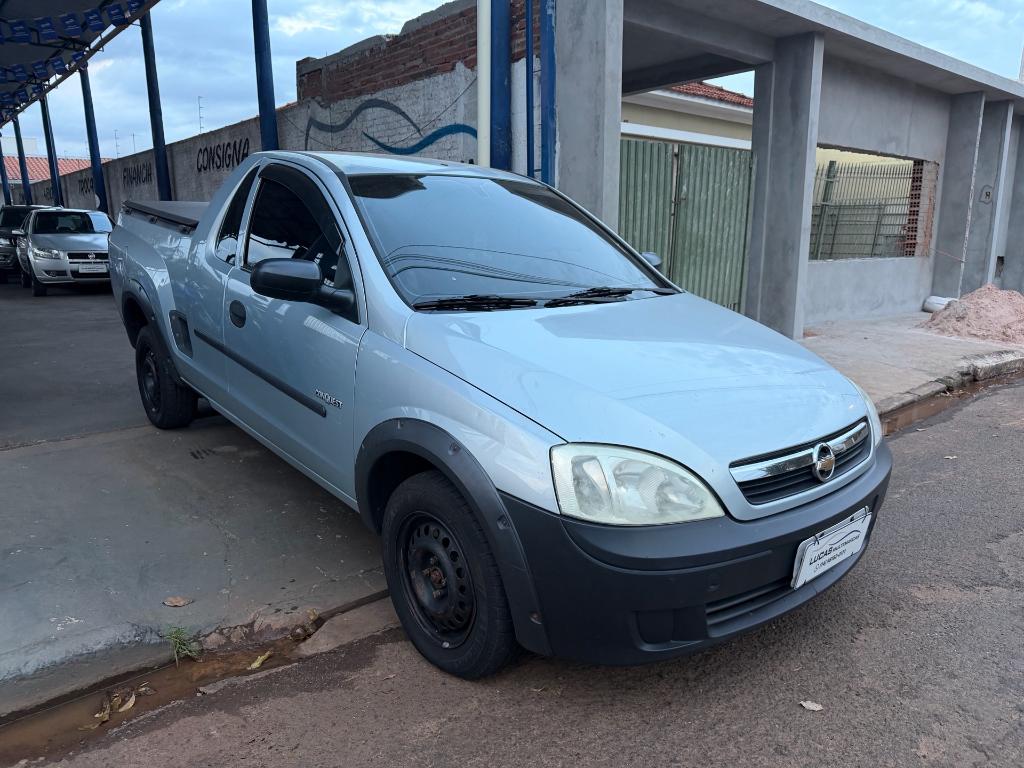 Chevrolet Montana 1.4 8V CONQUEST ECONOFLEX 2P 2010