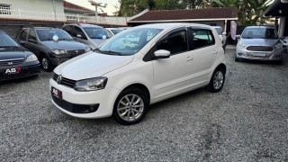 Foto do veículo Volkswagen Fox 1.0 Mi Total Flex 8v 5p