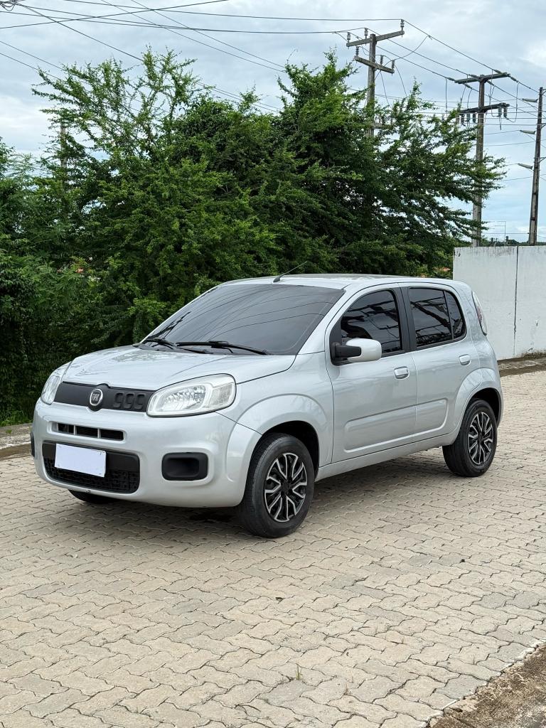 Fiat Uno 1.0 Evo Flex Attractive 2016
