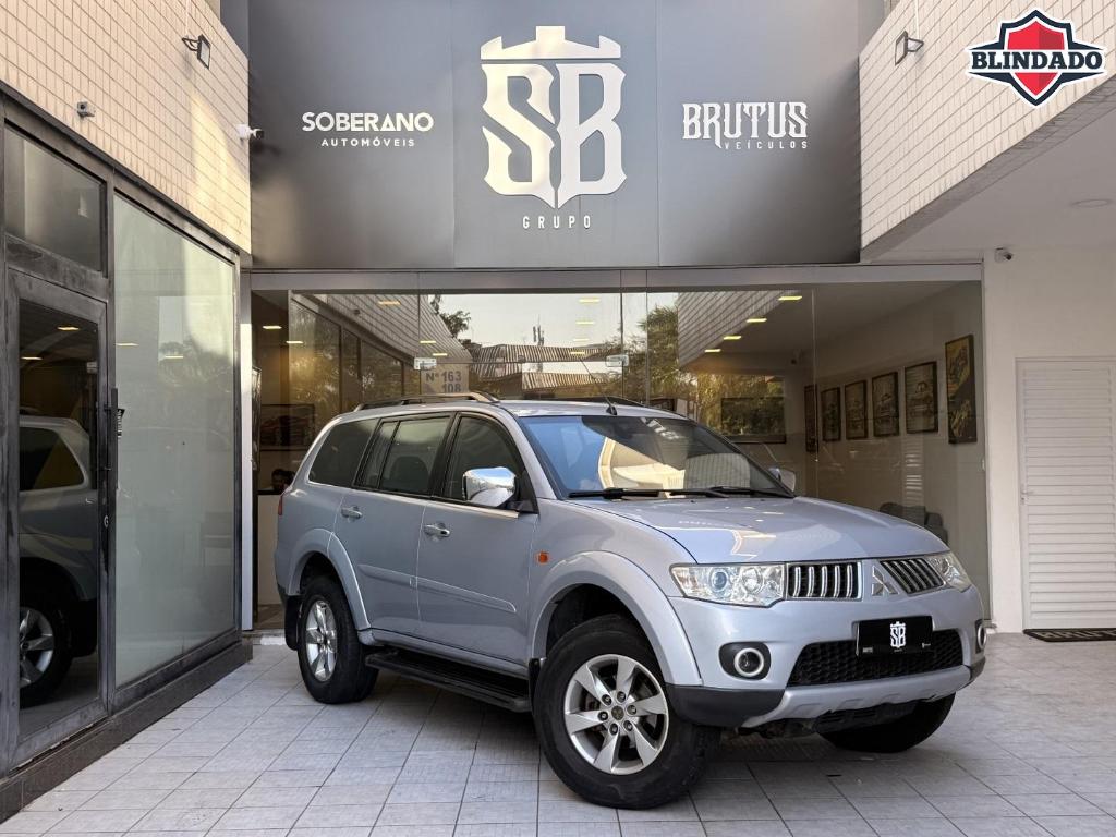 Mitsubishi Pajero DAKAR HPE 4X4 AT 3.5 V6 FLEX 2013
