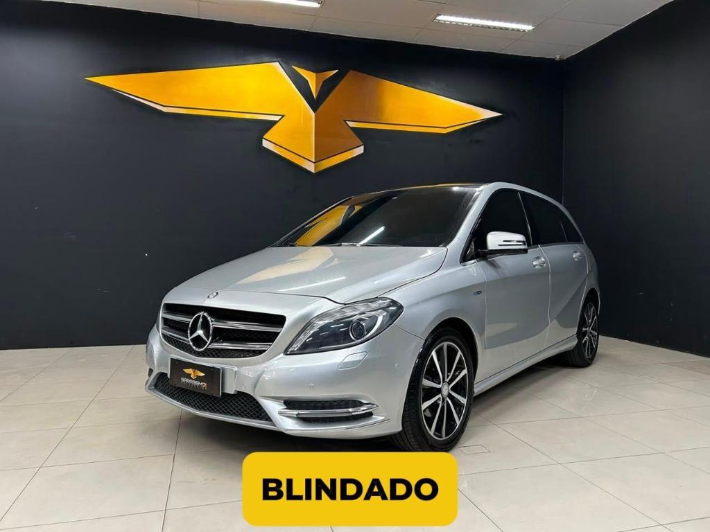 Mercedes-Benz B 200 1.6 Turbo B 200 Sport Dct 2014