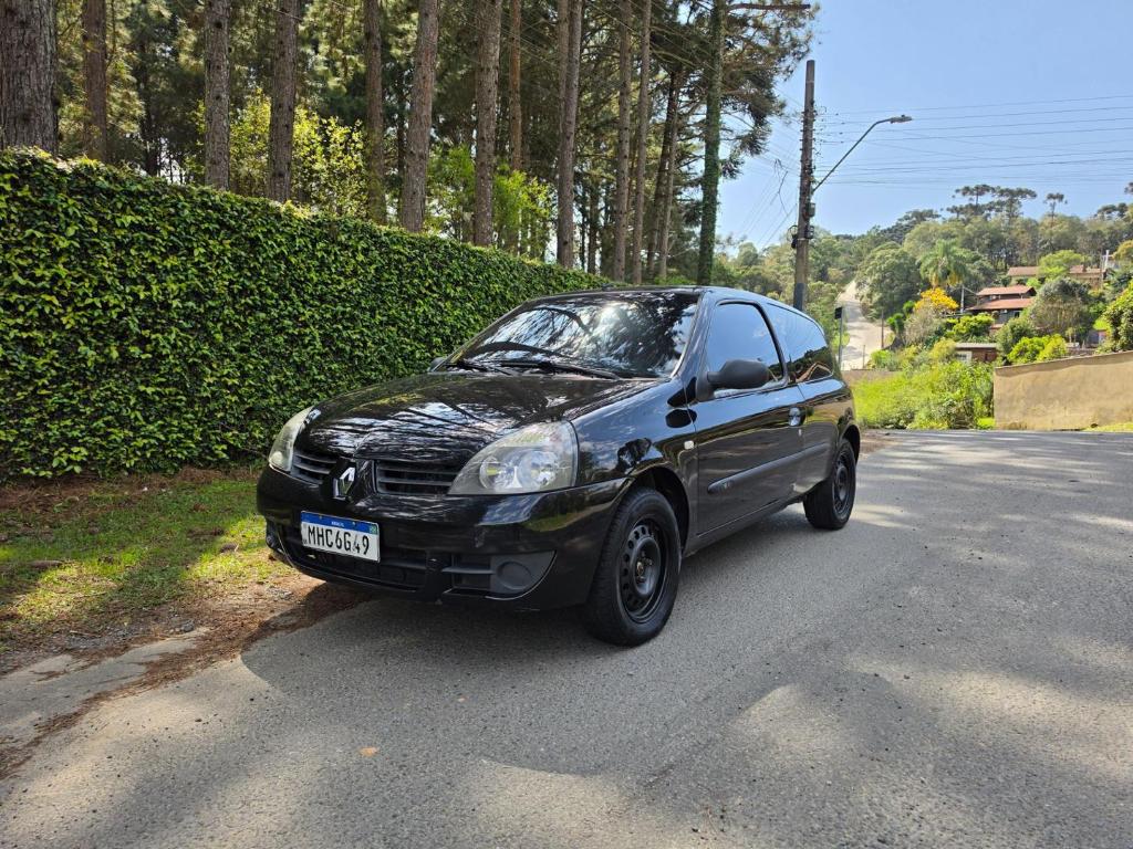 Renault Clio 1.0 16v Hi Flex Campus