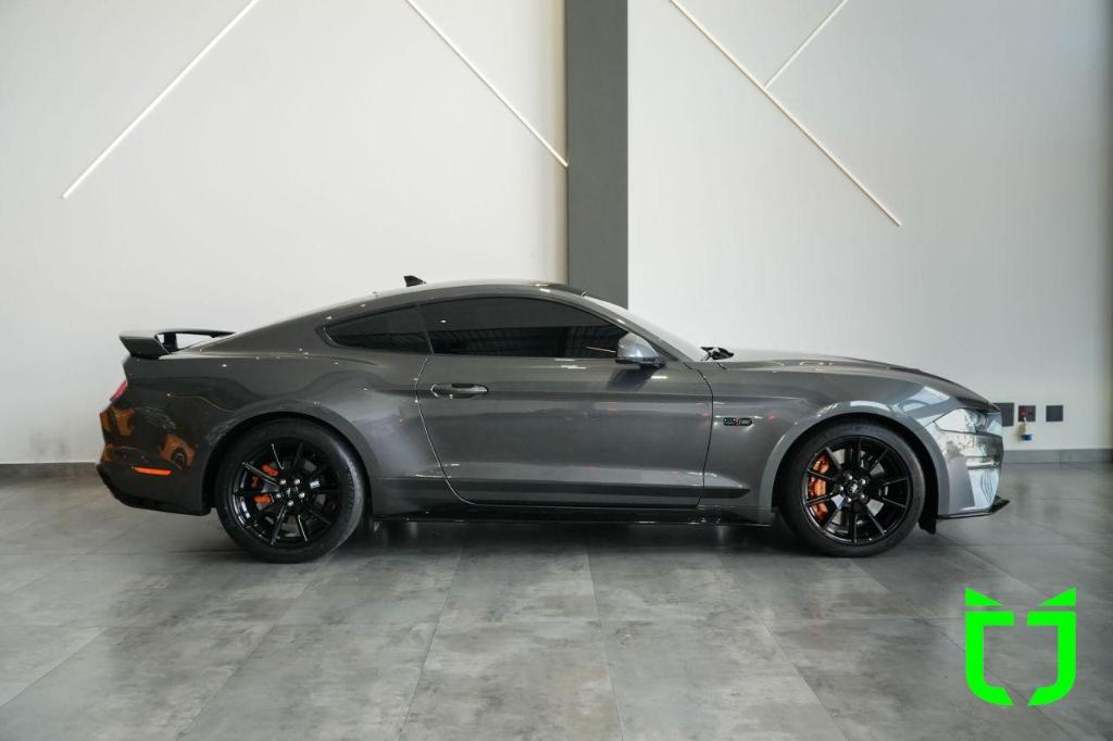 Ford Mustang BLACK SHADOW 5.0 V8 AT 2020