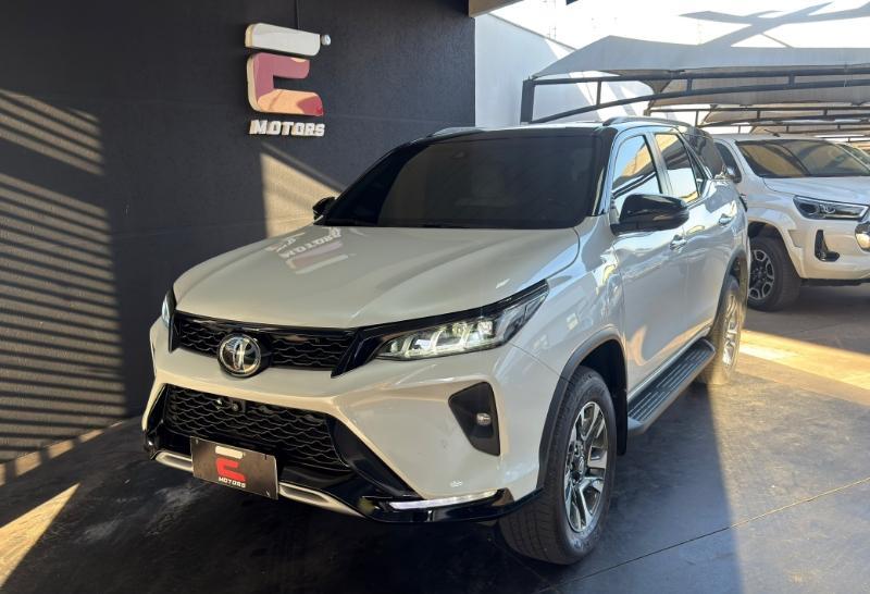 Toyota Sw4 2.8 Tdi Diamond 7l Auto 4wd 2025
