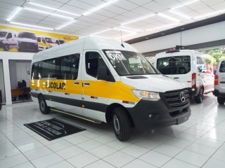 Foto do veículo Mercedes Sprinter 2.0 Cdi 417 Furgao 14m Teto Alto