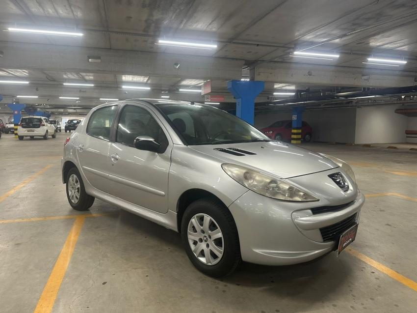 Peugeot 207 2014