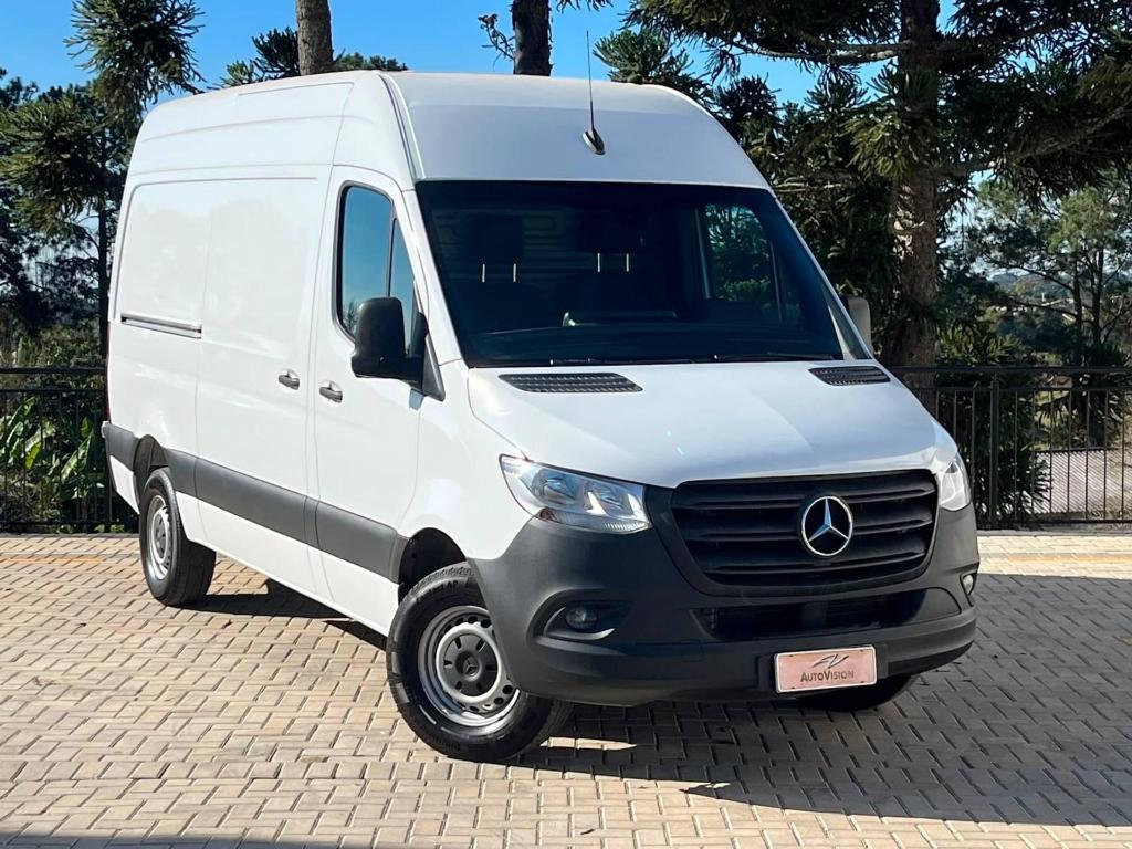 Mercedes-Benz Sprinter 2.0 Cdi 417 Furgao 10.5m Teto Alto 2024