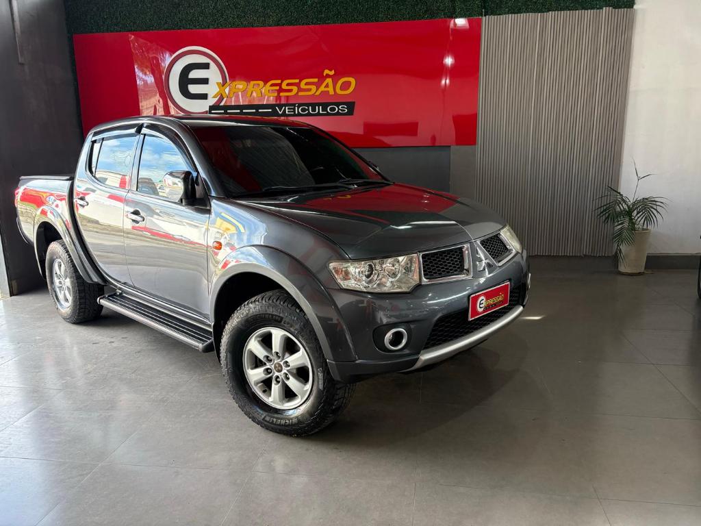Mitsubishi L200 2013