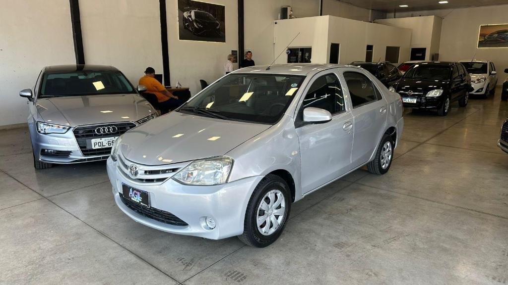 Toyota Etios 2015