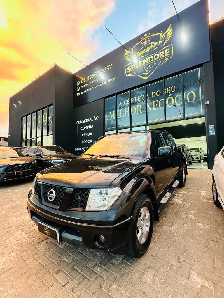 Nissan Frontier XE CD 4X2 2.5 TB DIESEL 2013