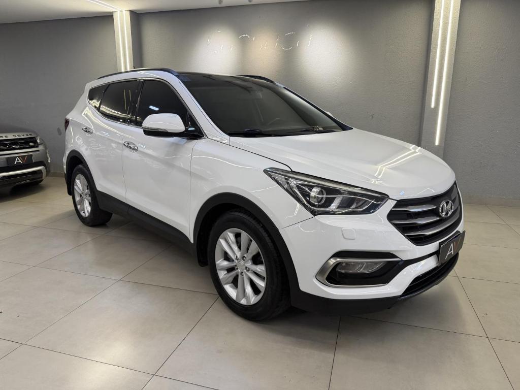 Hyundai Santa