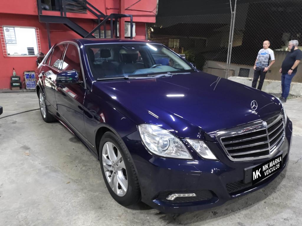 Mercedes-Benz E 350 3.5 AVANTGARDE EXECUTIVE V6 GASOLINA 4P AUTOMÁTICO 2010