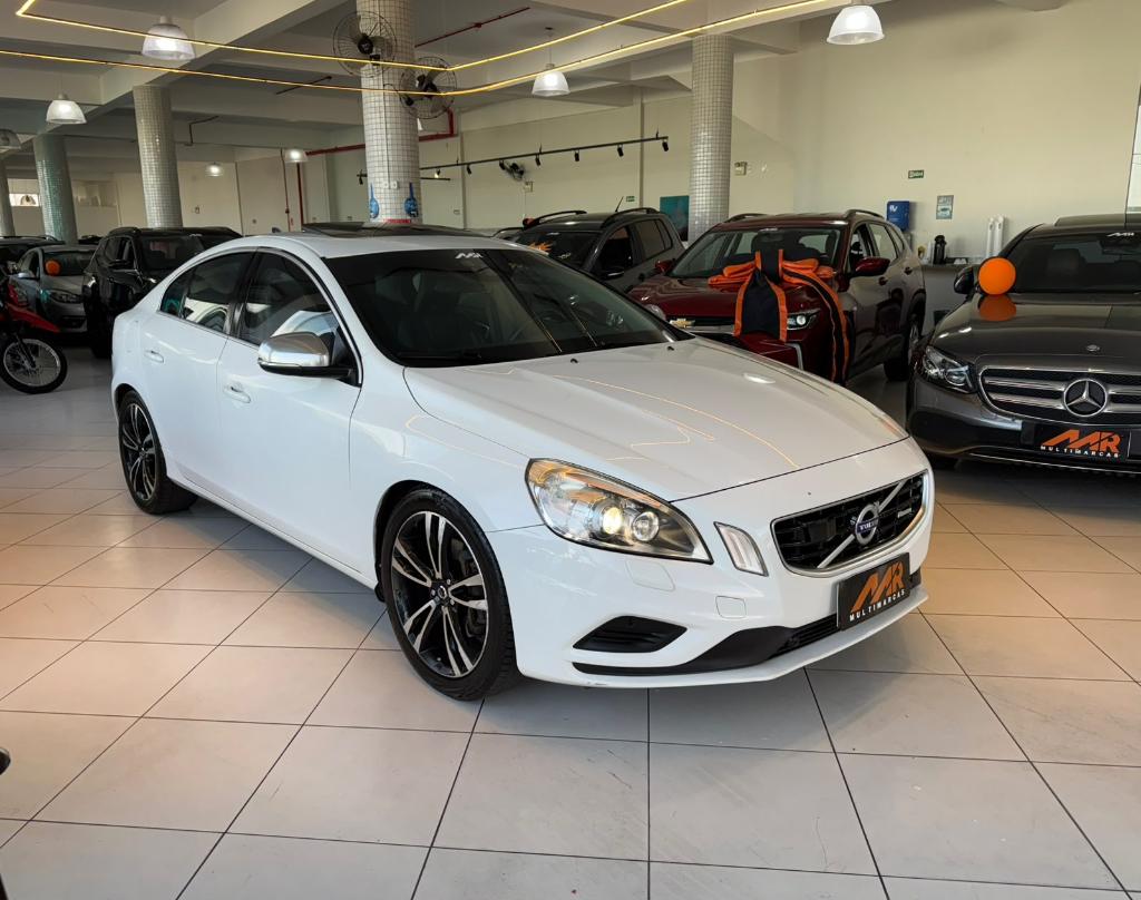 Volvo S60 3.0 T6 R-DESIGN AWD GASOLINA 4P AUTOMÁTICO 2013