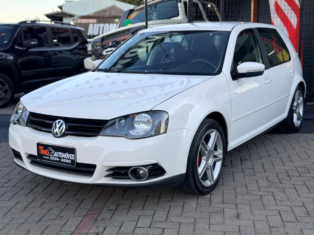 Volkswagen Golf Golf 1.6 Mi Total Flex 8V 4p 2014