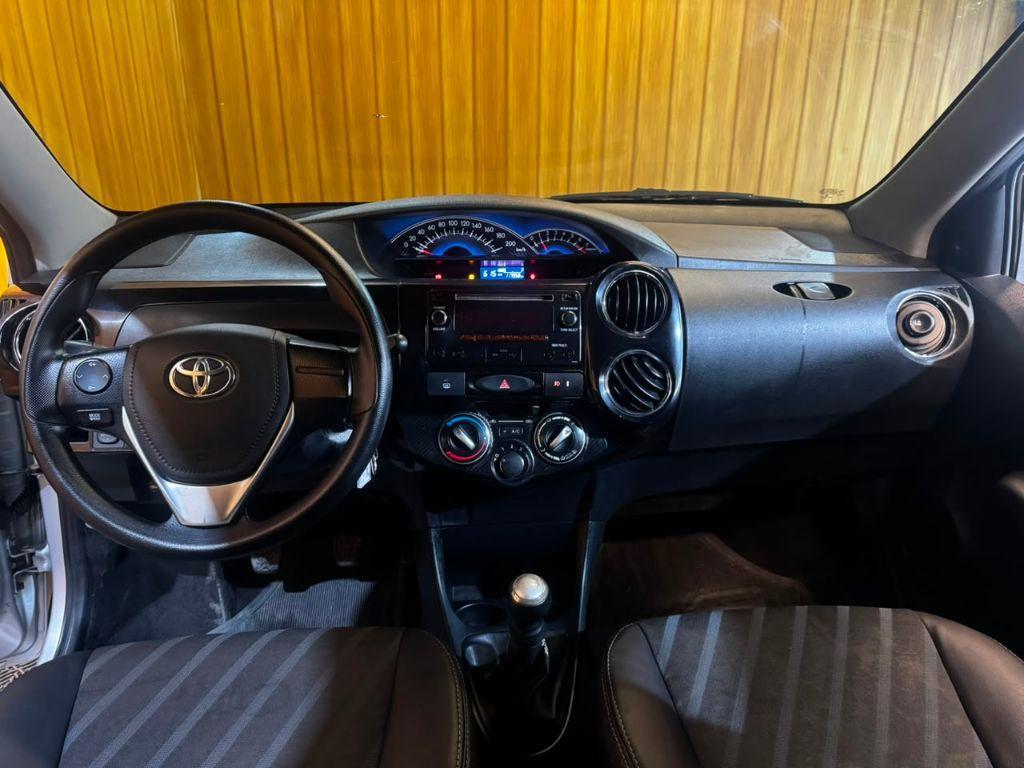 Toyota Etios ETIOS XS 1.5 Flex 16V 5p Mec. 2015