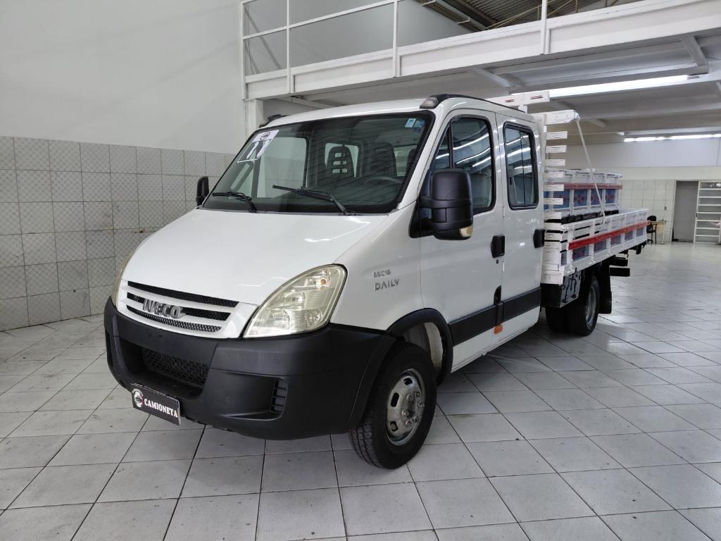 Iveco Daily 3.0 35s14 Cd 3450 Luxo 2011