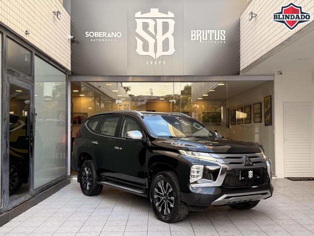 Mitsubishi Pajero 2021