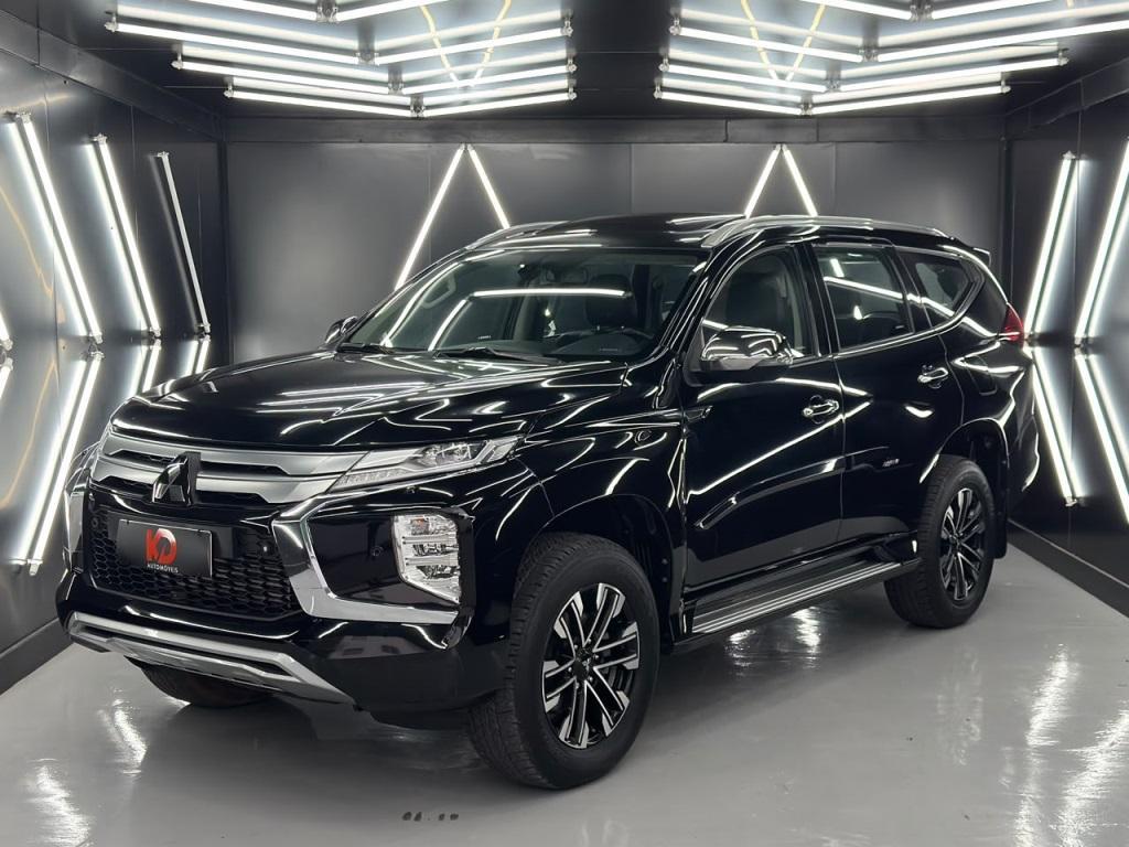 Mitsubishi Pajero 2024