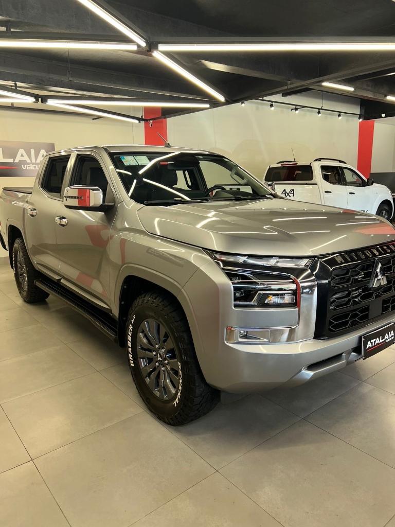 Mitsubishi Triton 2.4 D Hpe Auto 4wd 2026