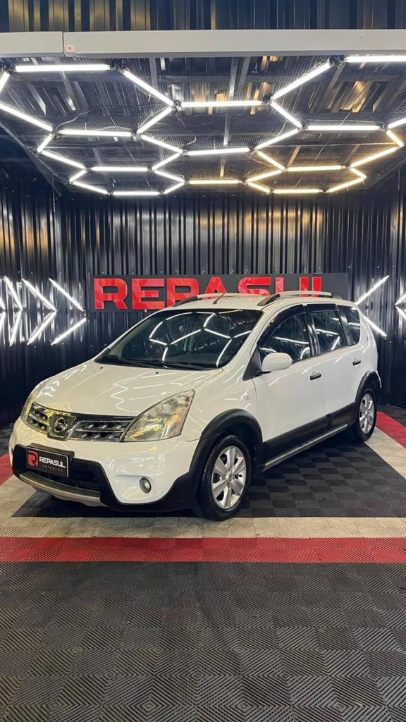 Nissan Livina LIVINA X-GEAR SL/X-GEAR 1.8 Flex F. Aut. 2013