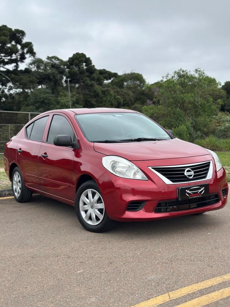 Nissan Versa 1.6 16v S
