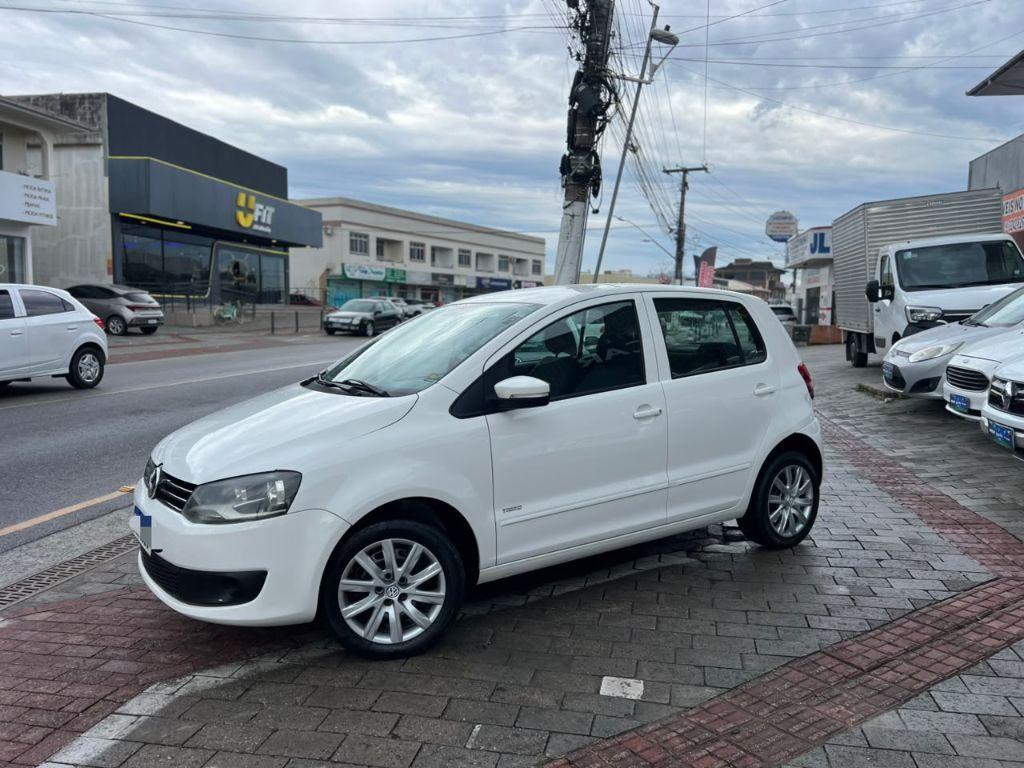 Volkswagen Fox Fox 1.0 Mi Total Flex 8V 3p 2012