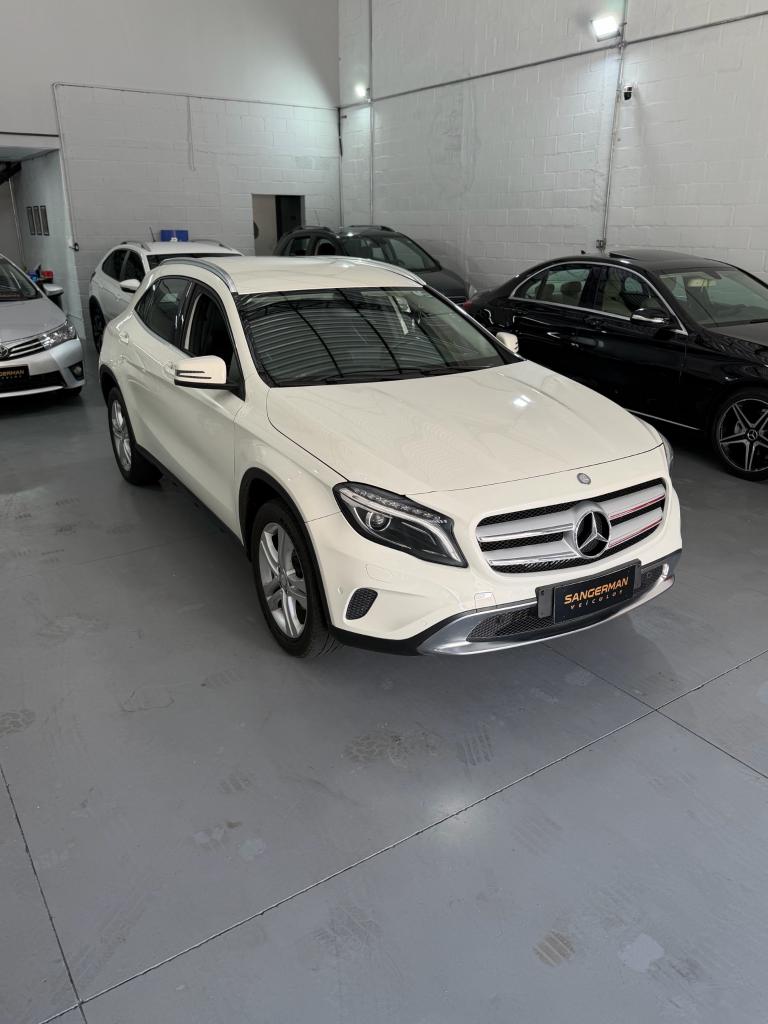 Mercedes-Benz Gla 200 2017