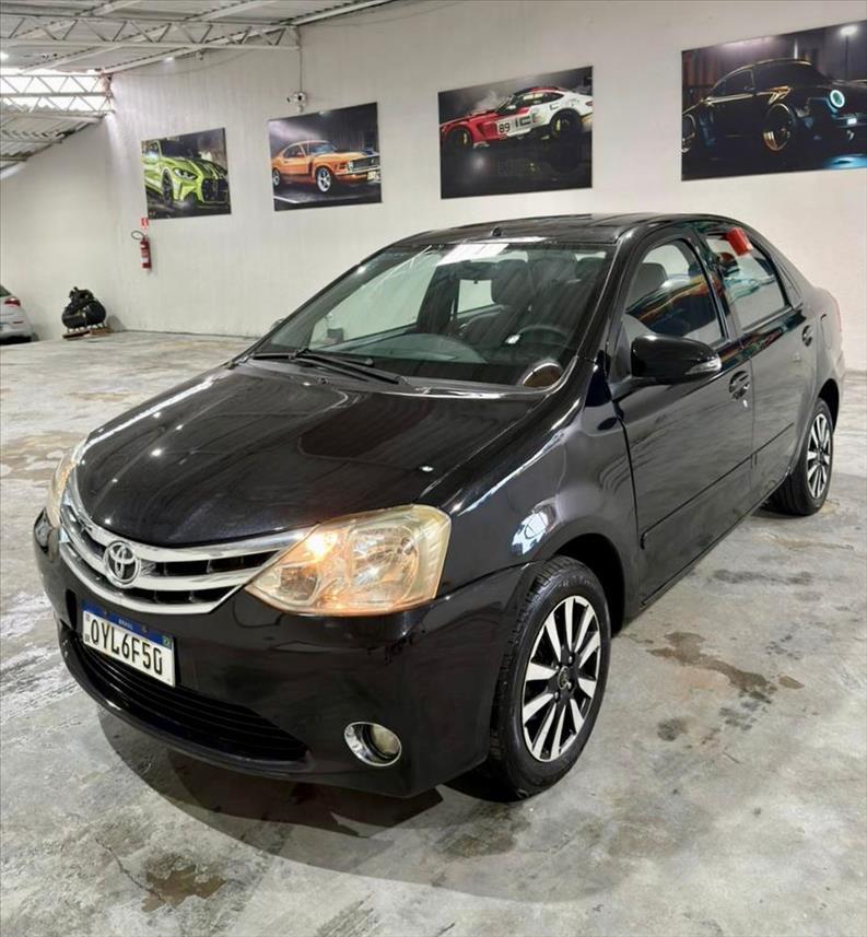 Toyota Etios PLATINUM 1.5 16V FLEX 2014