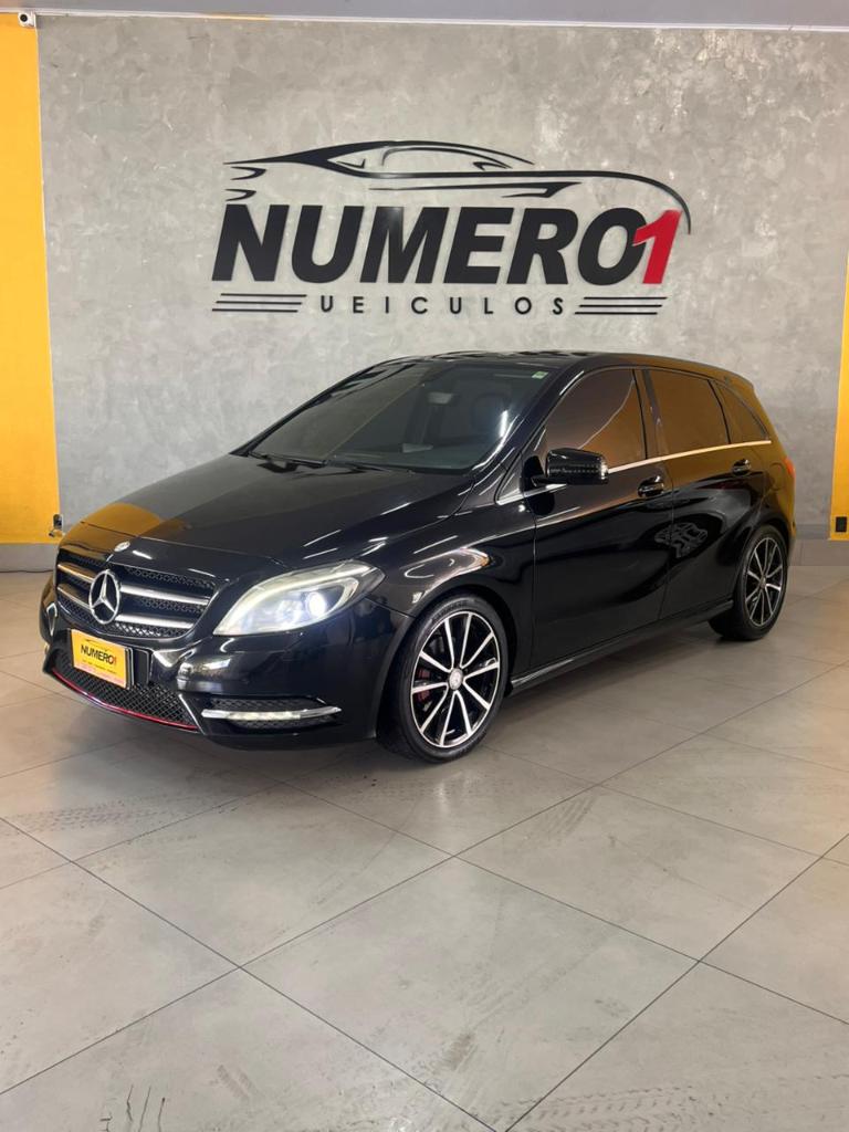 Mercedes-Benz B 200 Gasolina 2013