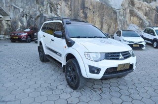 Foto do veículo Mitsubishi Pajero Dakar 3.2 4x4 T.i. Dies. 5p Mec.