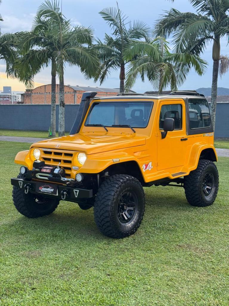 Troller T-4 4x4 3.0 Tb Int. Cap. Rígida Diesel