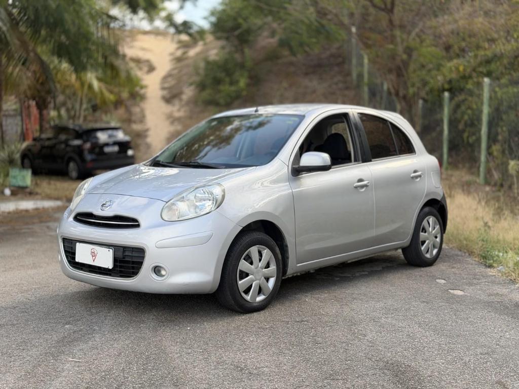 Nissan March 1.0 S 16V FLEX 4P MANUAL 2014