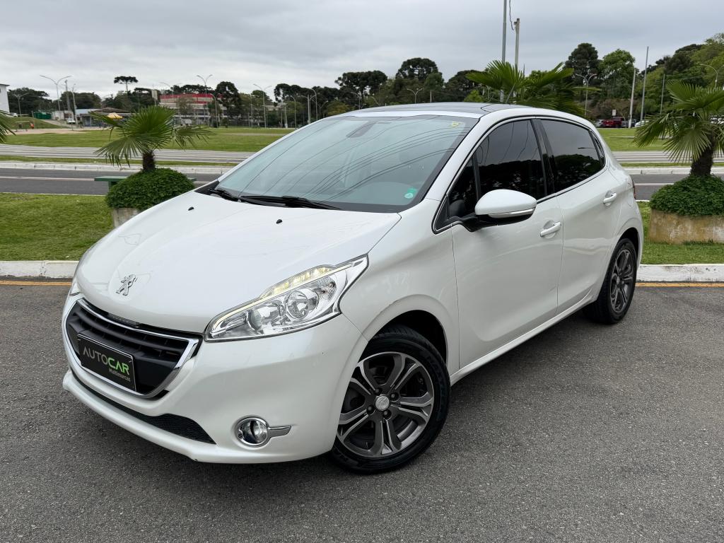 Peugeot 208 1.6 16V FLEX GRIFFE AT6 2014