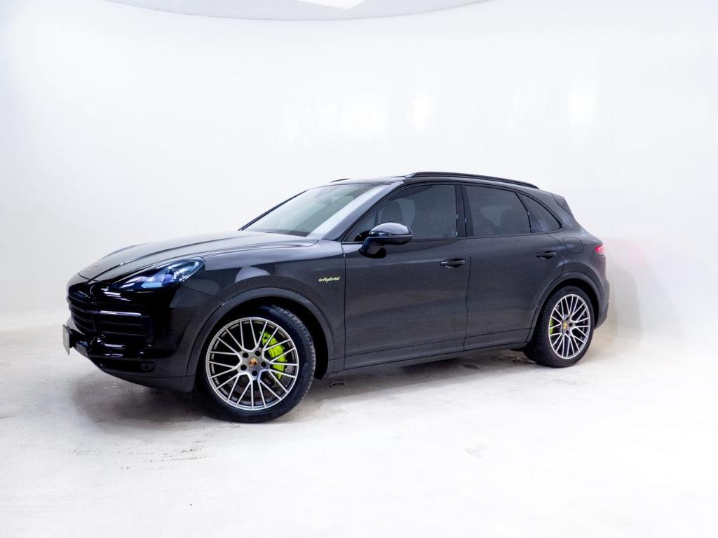 Porsche Cayenne 2023