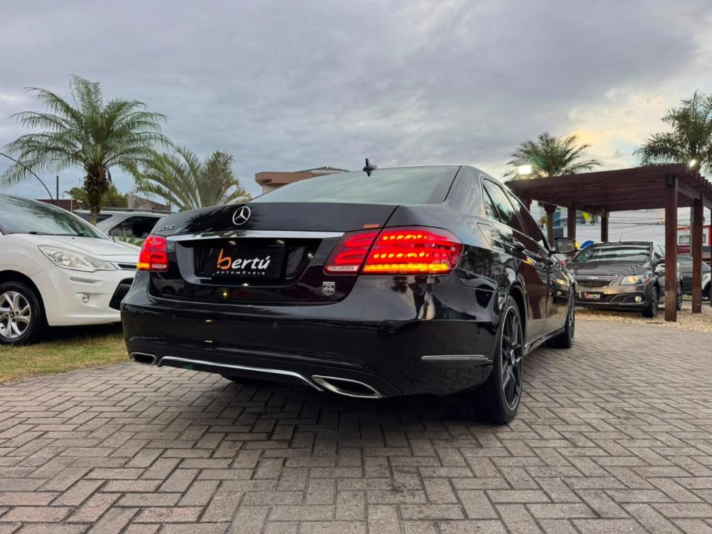 Mercedes-Benz E-250 E-250 CGI AVANTGARDE 2.0 TB 211CV AUT. 2014