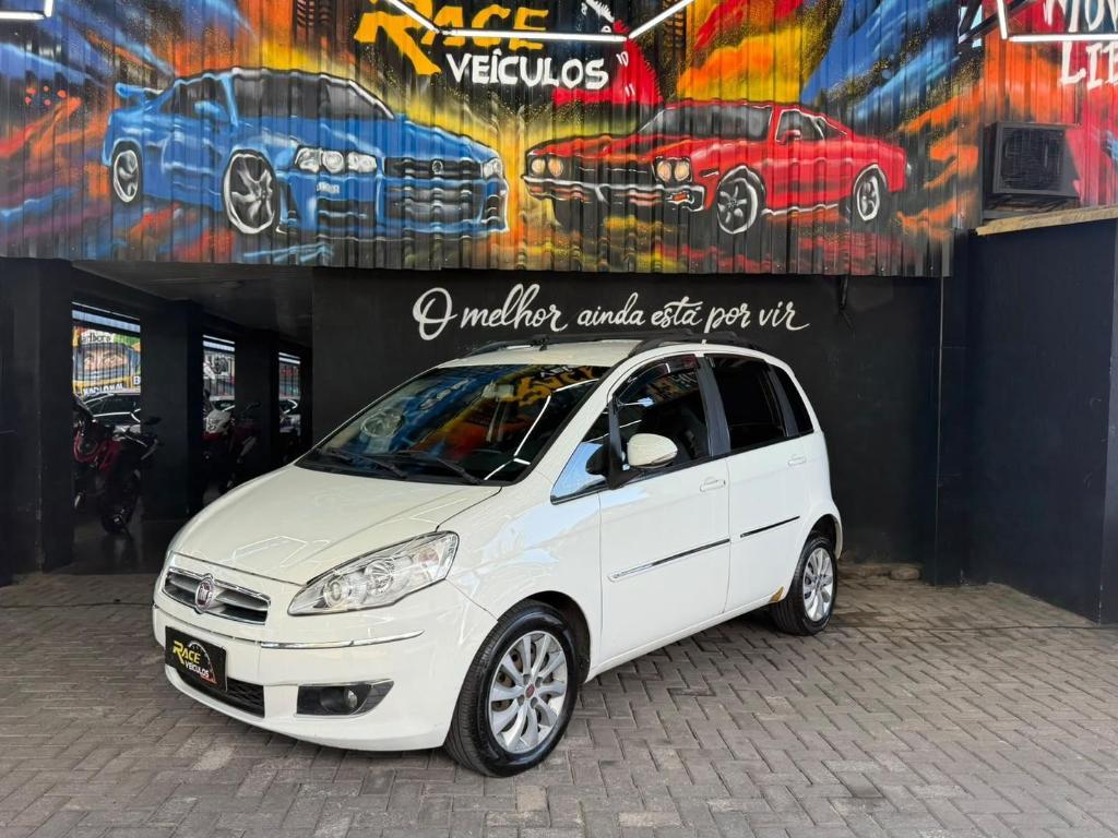 Fiat Idea Idea ESSENCE SUBLIME 1.6 Flex 16V 5p 2014