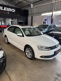 Foto do veículo Volkswagen Jetta 2.0 Total Flex Comfortline