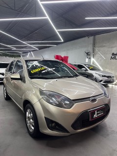 Foto do veículo Ford Fiesta 1.6 Rocam Flex Sedan Se