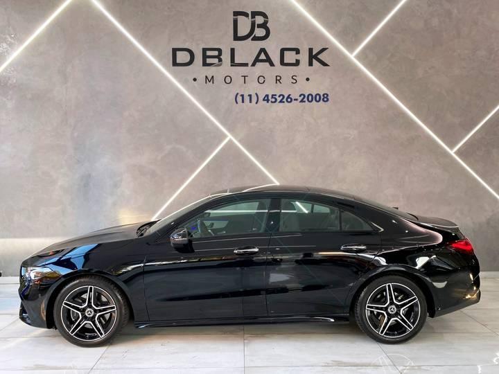 Mercedes-Benz A 200 A 200 AMG Line 1.3 TB Aut. (Híbrido) 2024