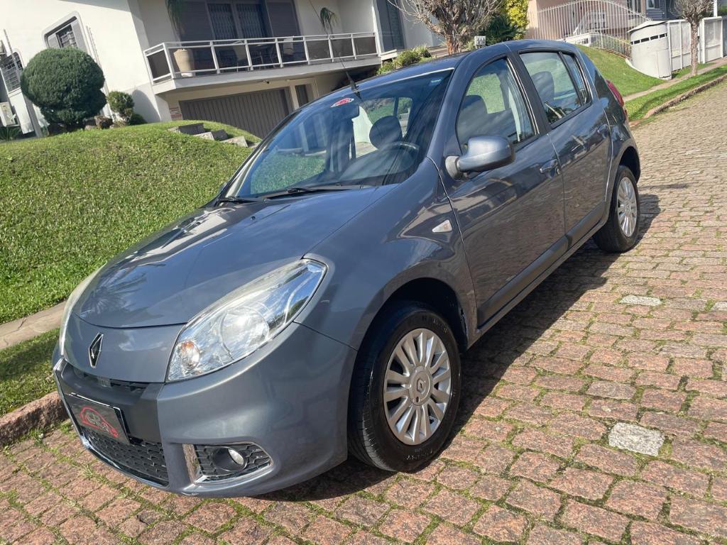 Renault Sandero SANDERO Privilège Hi-Flex 1.6 8V 5p 2013