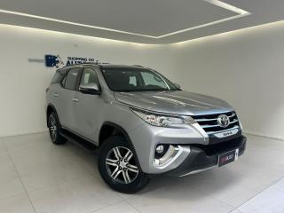 Foto do veículo Toyota Hilux 2.7 Srv 4x2 Cd 16v4p Automático