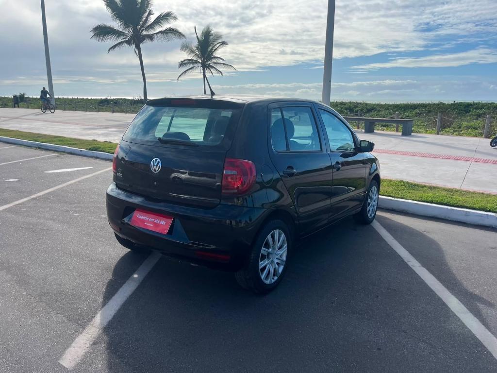 Volkswagen Fox 1.0 Tec Total Flex 2013