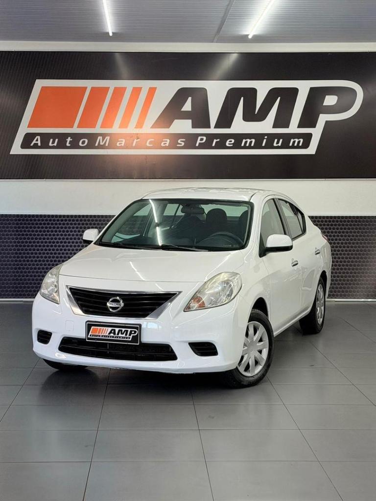 Nissan Versa 1.6 16V FLEX SV 4P MANUAL 2014
