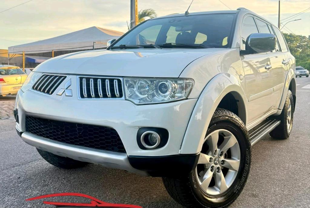 Mitsubishi Pajero Dakar 3.2 Di D Hpe Auto 4wd 2013