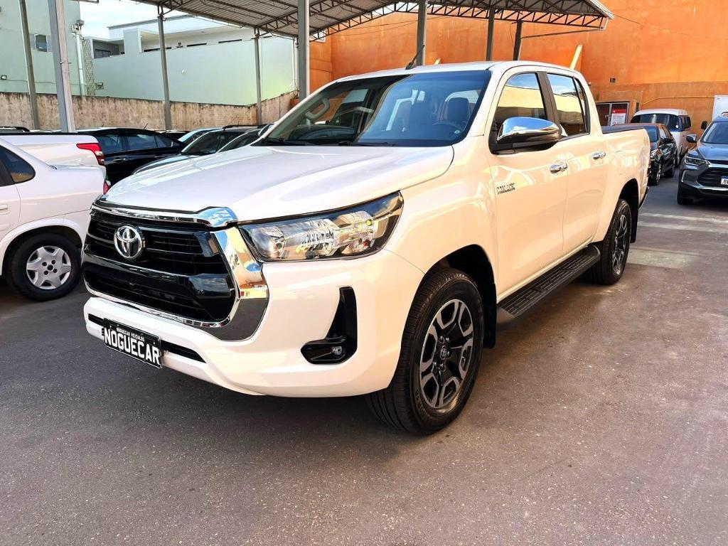 Toyota Hilux 2021