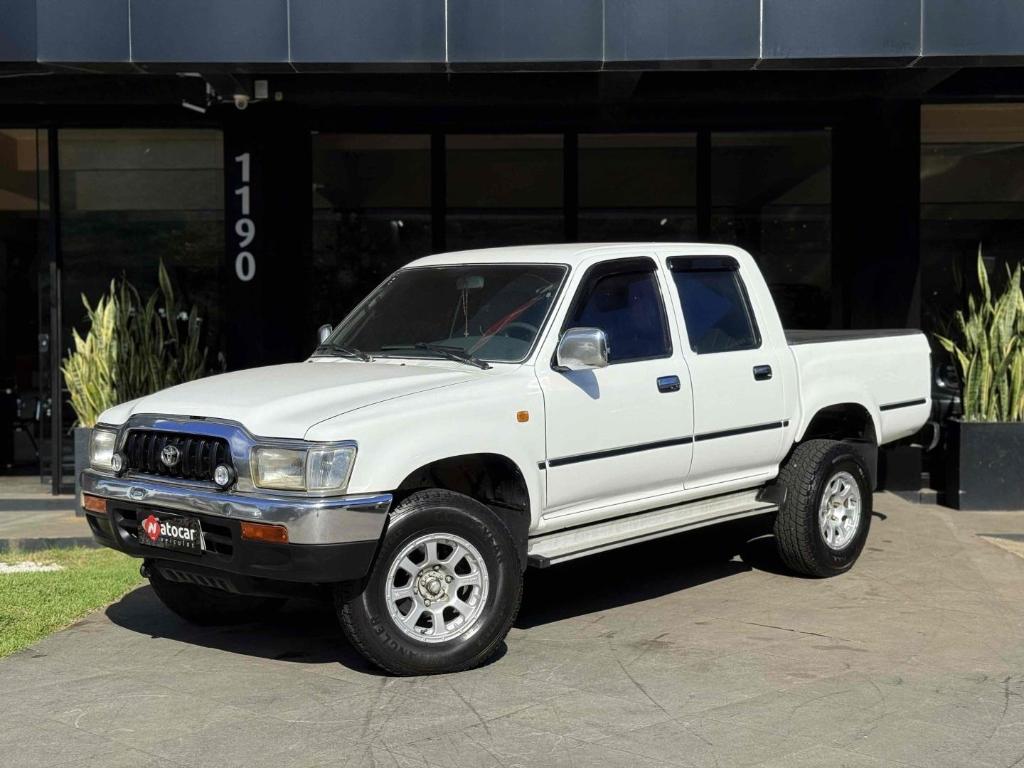 Toyota Hilux Sw4 Hilux SW4 SRV D4-D 4x4 3.0 TDI Dies. Mec 2005